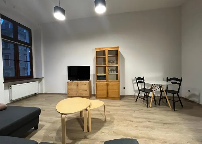 Nest Starowka Torun